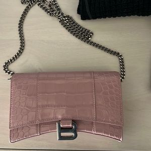 Balenciaga wallet on chain